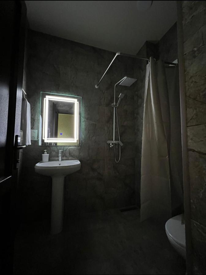 Ferienwohnung Lileo Kutaissi Exterior foto